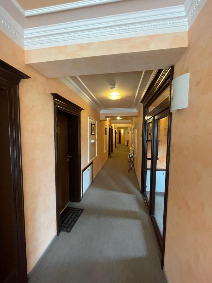 Hotel Parc Tecuci 외부 사진