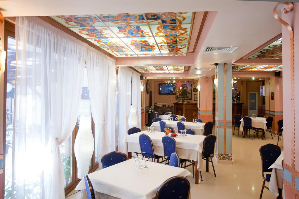 Hotel Parc Tecuci 외부 사진