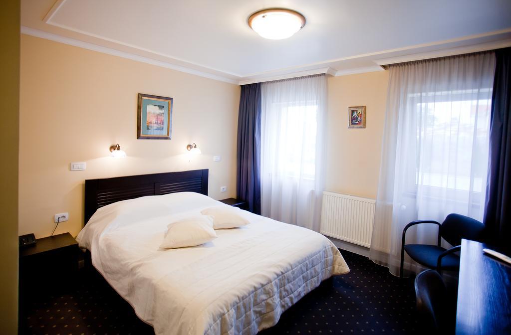Hotel Parc Tecuci 외부 사진